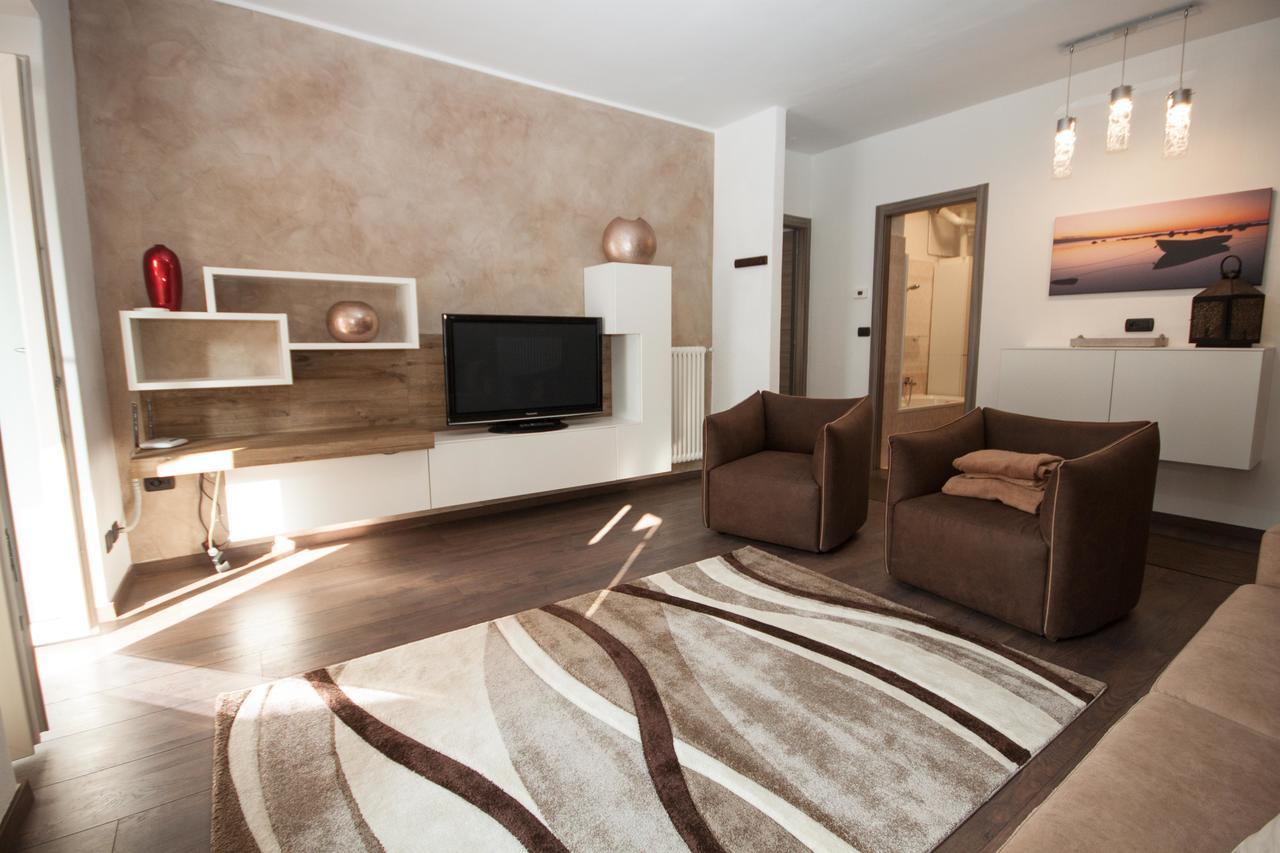 Il Golfo Apartment Lenno Bagian luar foto